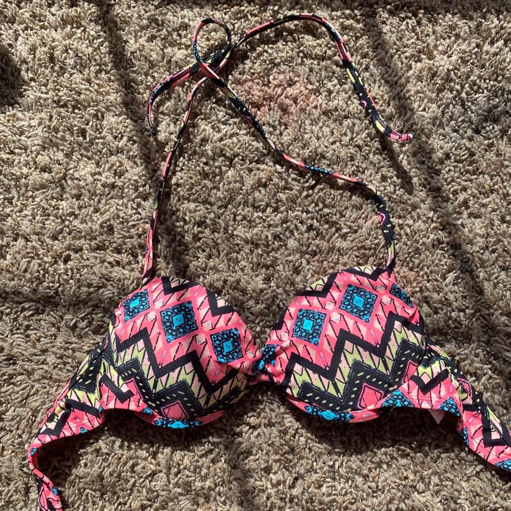 Bikini top